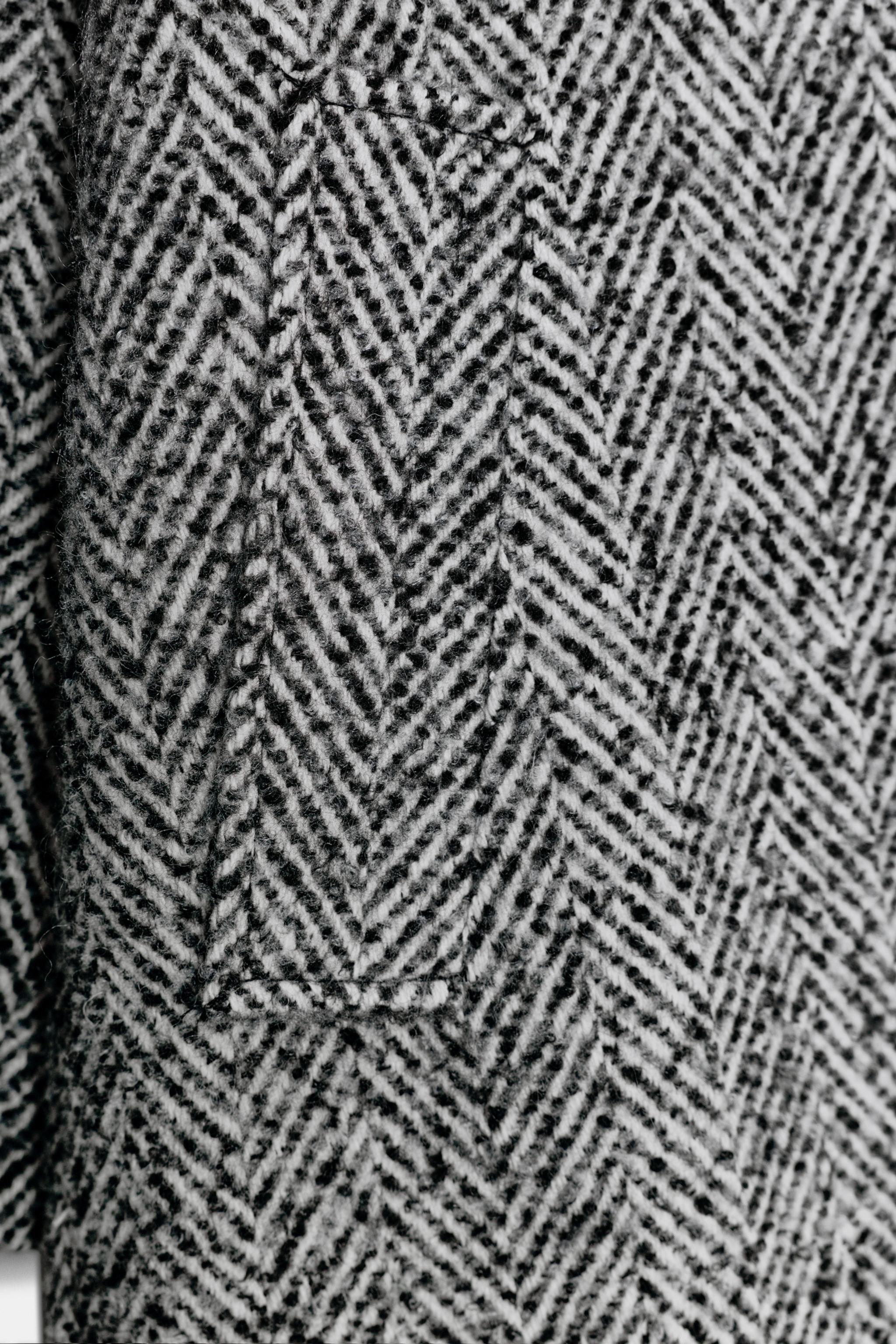 HERRINGBONE COAT